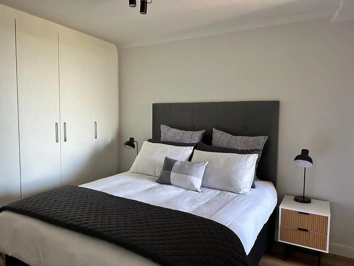 Luxe Newlands Peak Apartment 504 Cape Town South Africa