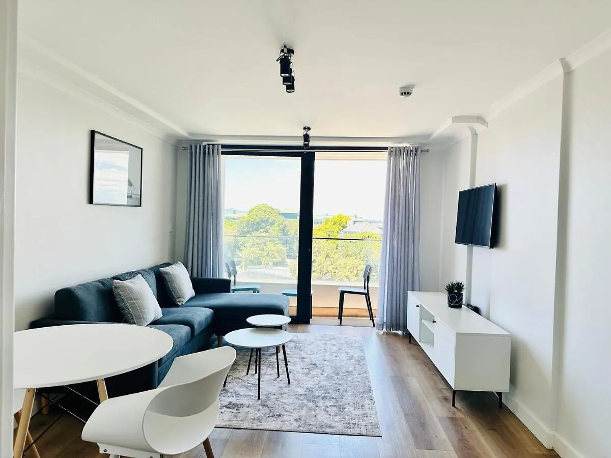 Luxe Newlands Peak Apartment 504 location